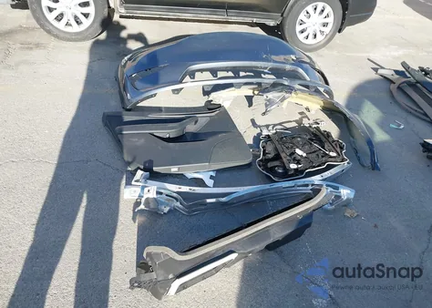 2023 Tesla Model Y Rwd z USA, uszkodzony, nr VIN 7SAYGDED5PF980132